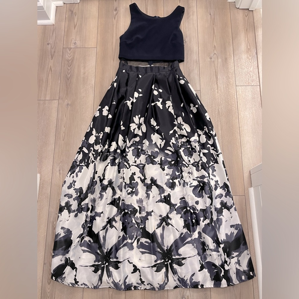 Betsy & Adam’s floral dress